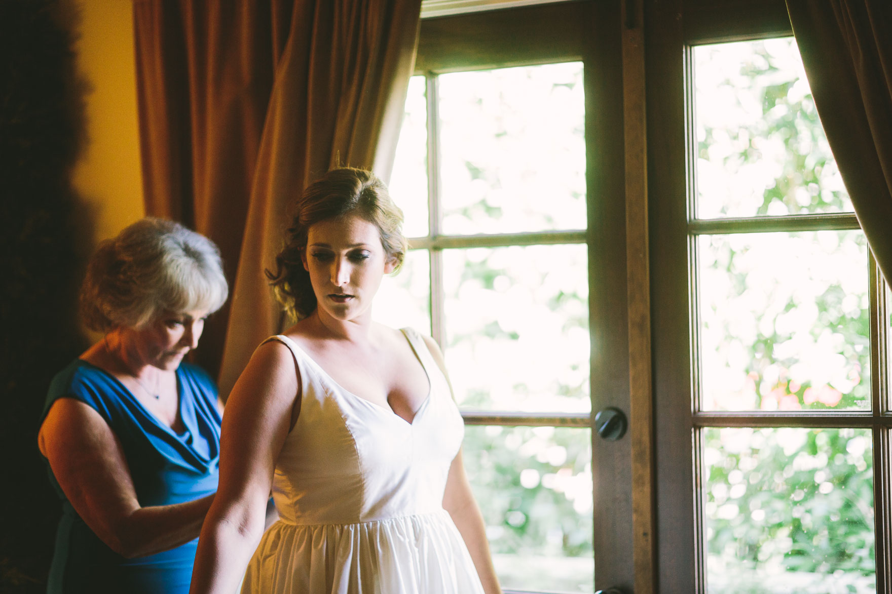 Candlelit Magic at Moniker Warehouse – Photo by Let's Frolic Together