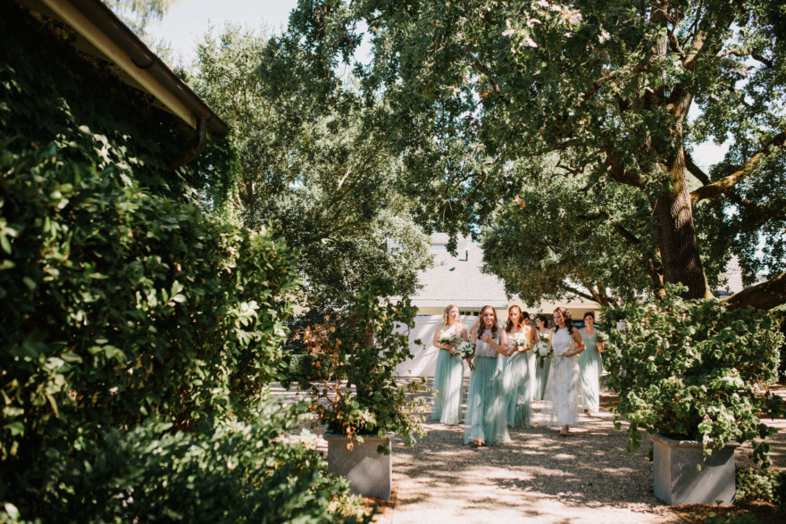 Way laid back Wedding in Sonoma – Photo by Let's Frolic Together