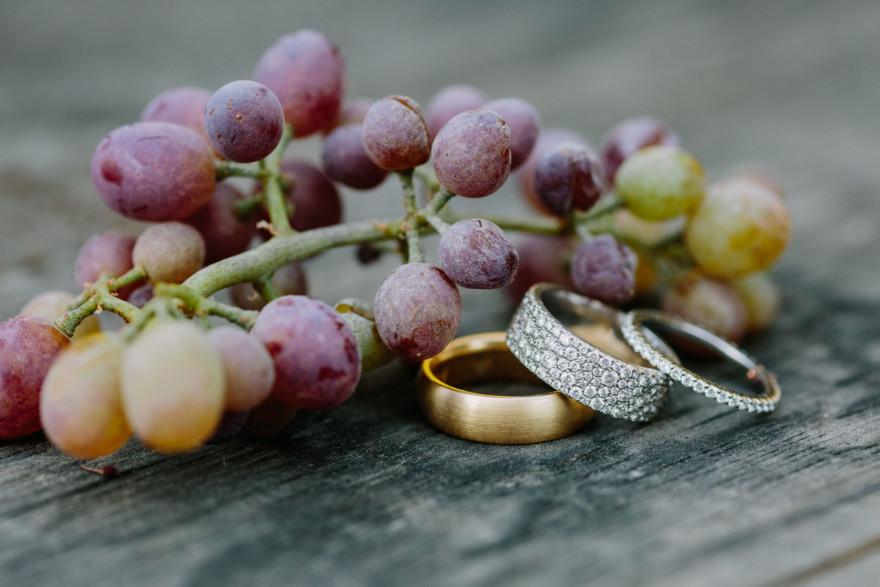 Way laid back Wedding in Sonoma – Photo by Let's Frolic Together