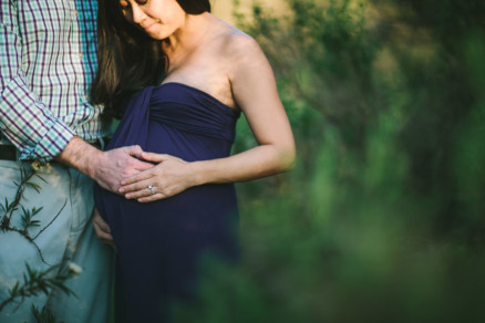 An Evening In The Country With Parents-To-Be – Photo by Let's Frolic Together