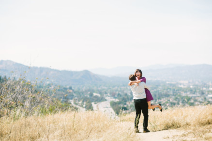 Swings and snuggling in the hilltops of LA – Photo by Let's Frolic Together