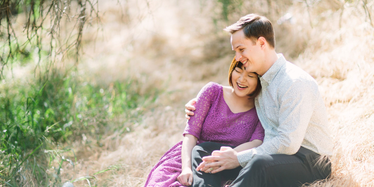 Swings and snuggling in the hilltops of LA &ndash; Photo by Let's Frolic Together