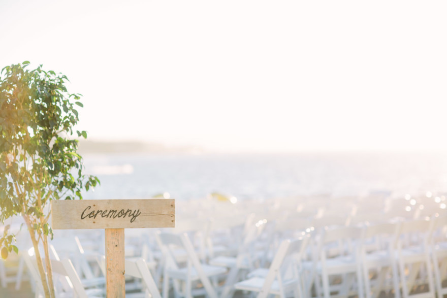 Sunny love at the Broadway Pier – Photo by Let's Frolic Together