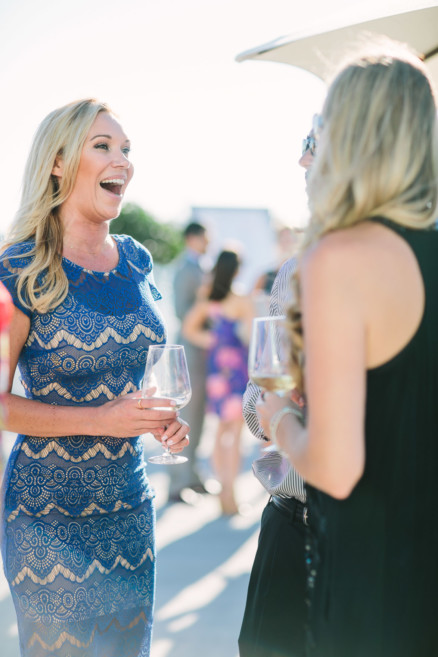 Sunny love at the Broadway Pier – Photo by Let's Frolic Together