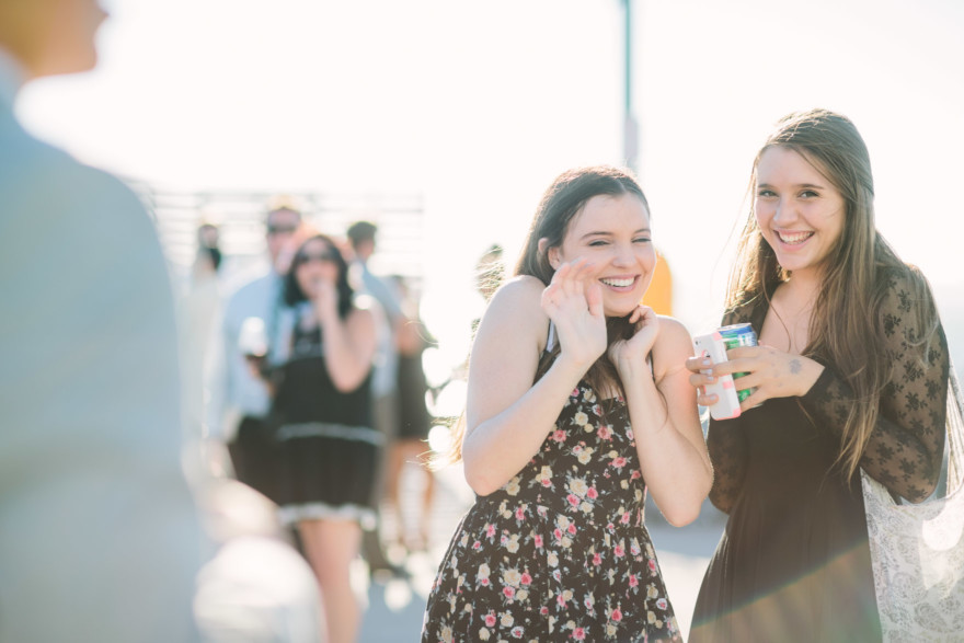 Sunny love at the Broadway Pier – Photo by Let's Frolic Together