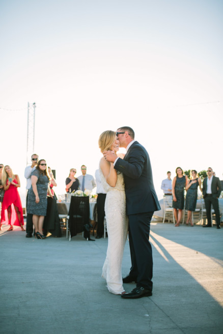 Sunny love at the Broadway Pier – Photo by Let's Frolic Together