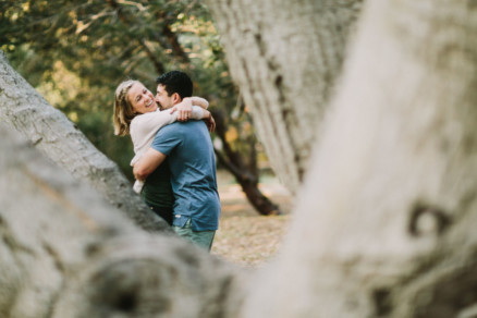 Rustic Snuggles in the Hills – Photo by Let's Frolic Together