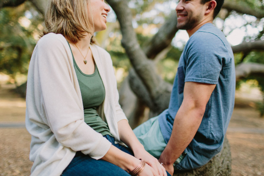 Rustic Snuggles in the Hills – Photo by Let's Frolic Together