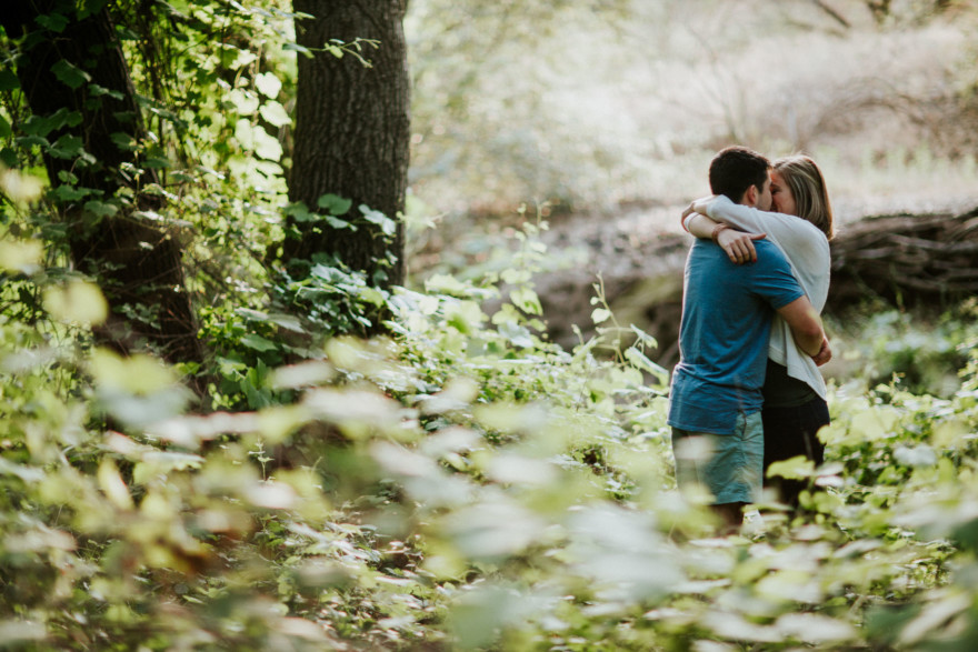 Rustic Snuggles in the Hills – Photo by Let's Frolic Together