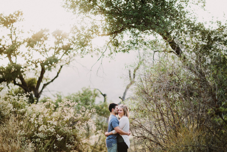 Rustic Snuggles in the Hills – Photo by Let's Frolic Together