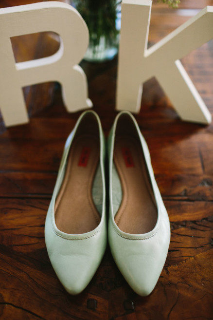 Playful Backyard Phoenix Wedding – Photo by Let's Frolic Together