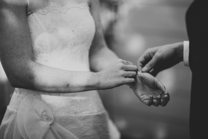 Playful Backyard Phoenix Wedding – Photo by Let's Frolic Together