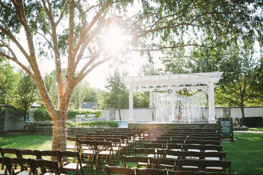 Playful Backyard Phoenix Wedding – Photo by Let's Frolic Together