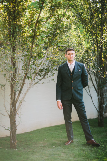 Playful Backyard Phoenix Wedding – Photo by Let's Frolic Together