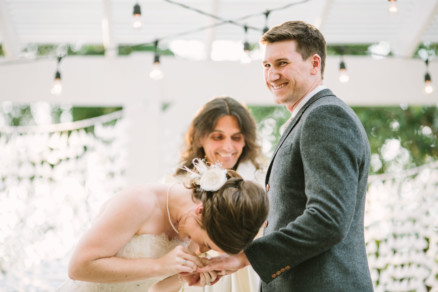 Playful Backyard Phoenix Wedding – Photo by Let's Frolic Together