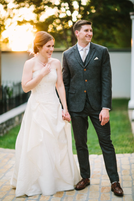 Playful Backyard Phoenix Wedding – Photo by Let's Frolic Together