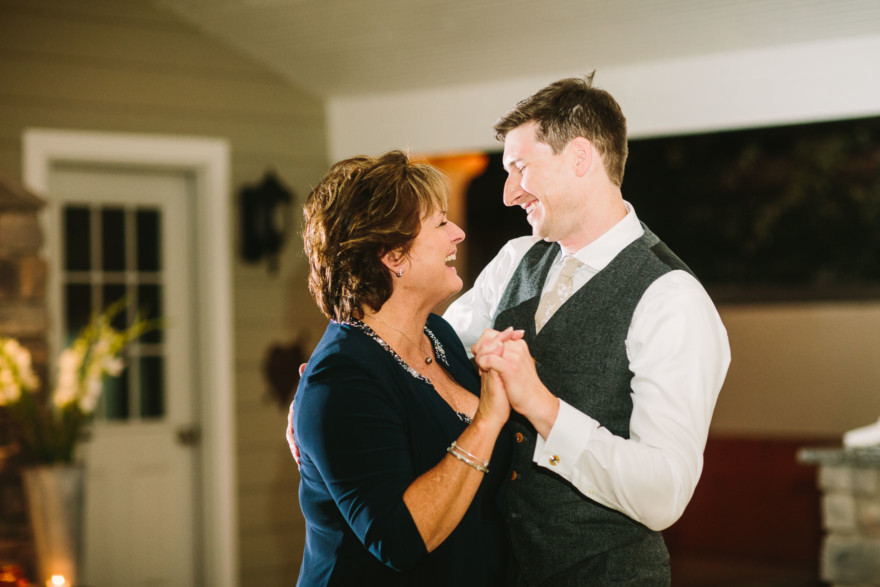 Playful Backyard Phoenix Wedding – Photo by Let's Frolic Together