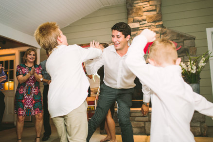 Playful Backyard Phoenix Wedding – Photo by Let's Frolic Together