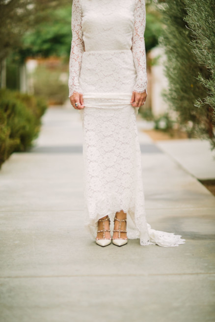 Modern Glam Palm Springs Wedding – Photo by Let's Frolic Together