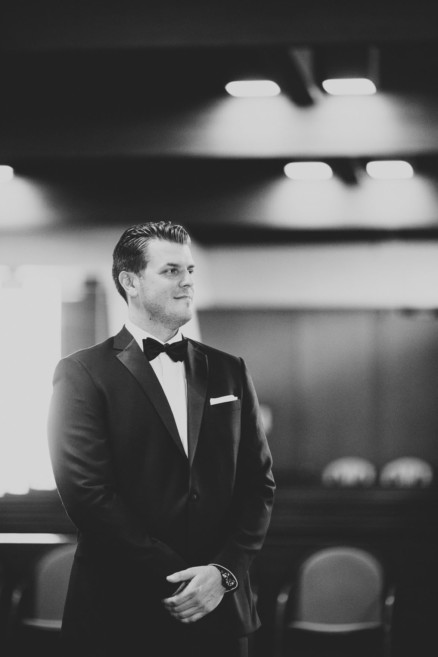 Modern Glam Palm Springs Wedding – Photo by Let's Frolic Together