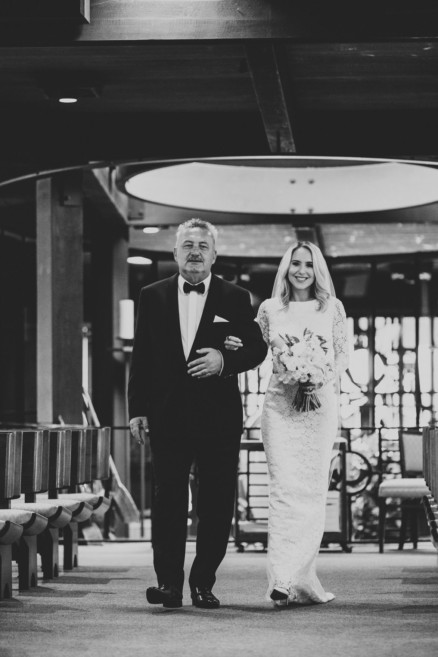 Modern Glam Palm Springs Wedding – Photo by Let's Frolic Together