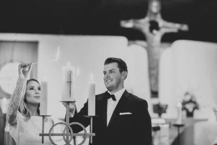 Modern Glam Palm Springs Wedding – Photo by Let's Frolic Together