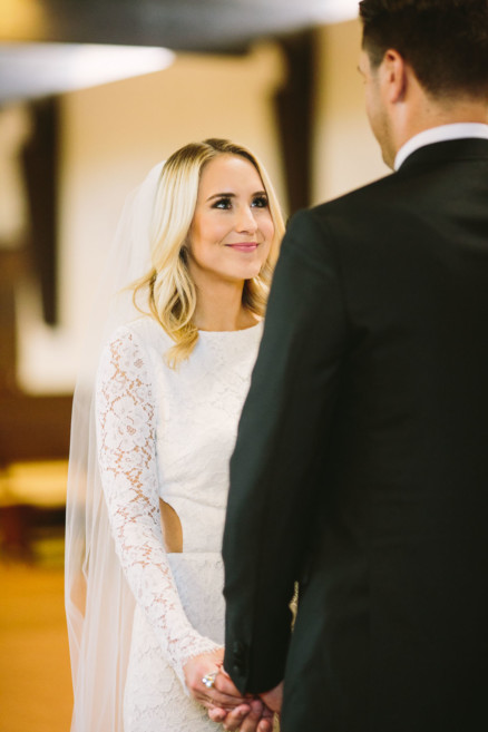 Modern Glam Palm Springs Wedding – Photo by Let's Frolic Together