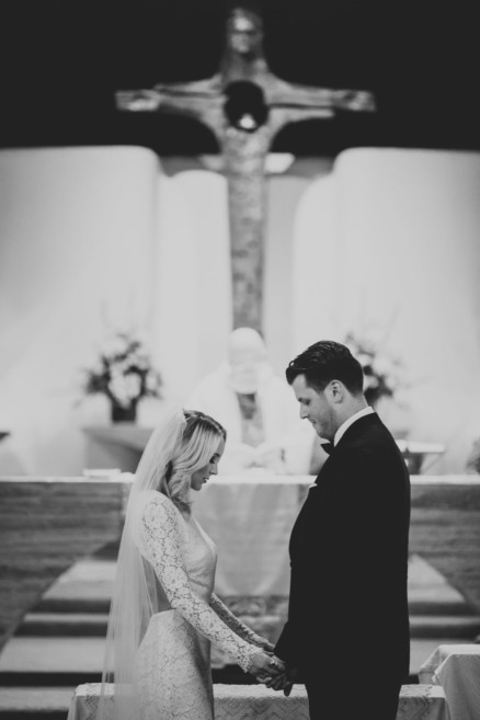 Modern Glam Palm Springs Wedding – Photo by Let's Frolic Together