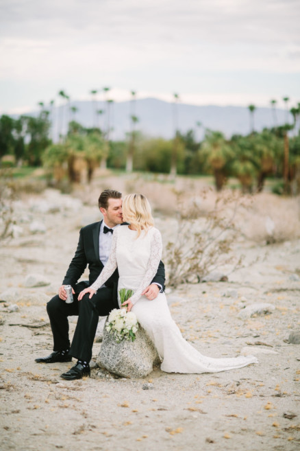 Modern Glam Palm Springs Wedding – Photo by Let's Frolic Together