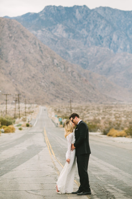 Modern Glam Palm Springs Wedding – Photo by Let's Frolic Together
