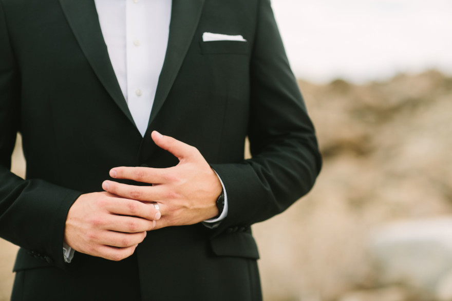 Modern Glam Palm Springs Wedding – Photo by Let's Frolic Together