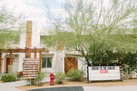 Modern Glam Palm Springs Wedding – Photo by Let's Frolic Together