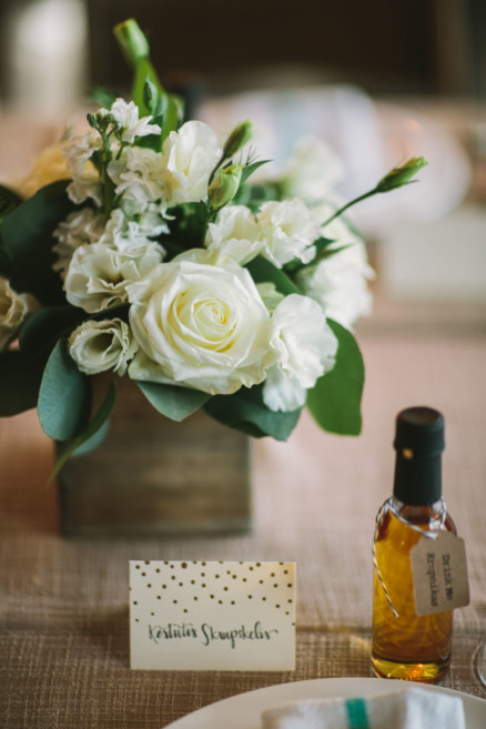 Modern Glam Palm Springs Wedding – Photo by Let's Frolic Together