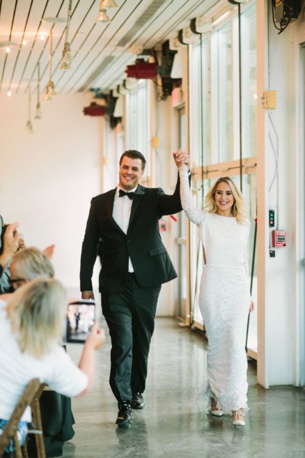Modern Glam Palm Springs Wedding – Photo by Let's Frolic Together