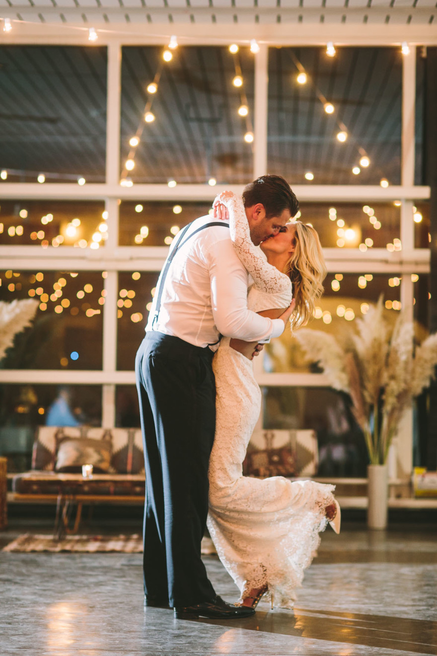 Modern Glam Palm Springs Wedding – Photo by Let's Frolic Together