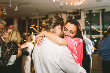 Modern Glam Palm Springs Wedding – Photo by Let's Frolic Together