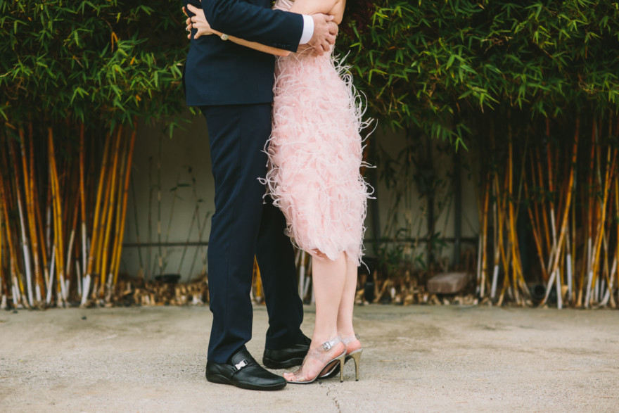 Rockin’ Retro Pearl Hotel Wedding – Photo by Let's Frolic Together