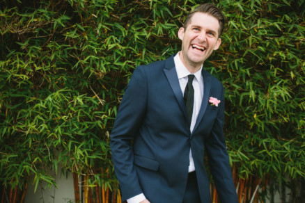 Rockin’ Retro Pearl Hotel Wedding – Photo by Let's Frolic Together