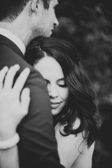 Rockin’ Retro Pearl Hotel Wedding – Photo by Let's Frolic Together