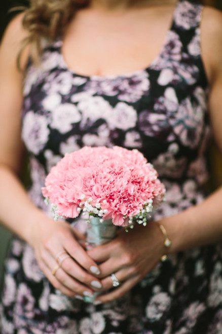 Rockin’ Retro Pearl Hotel Wedding – Photo by Let's Frolic Together