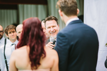 Rockin’ Retro Pearl Hotel Wedding – Photo by Let's Frolic Together