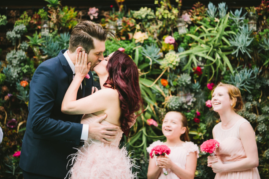 Rockin’ Retro Pearl Hotel Wedding – Photo by Let's Frolic Together