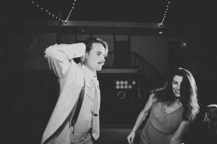 Rockin’ Retro Pearl Hotel Wedding – Photo by Let's Frolic Together
