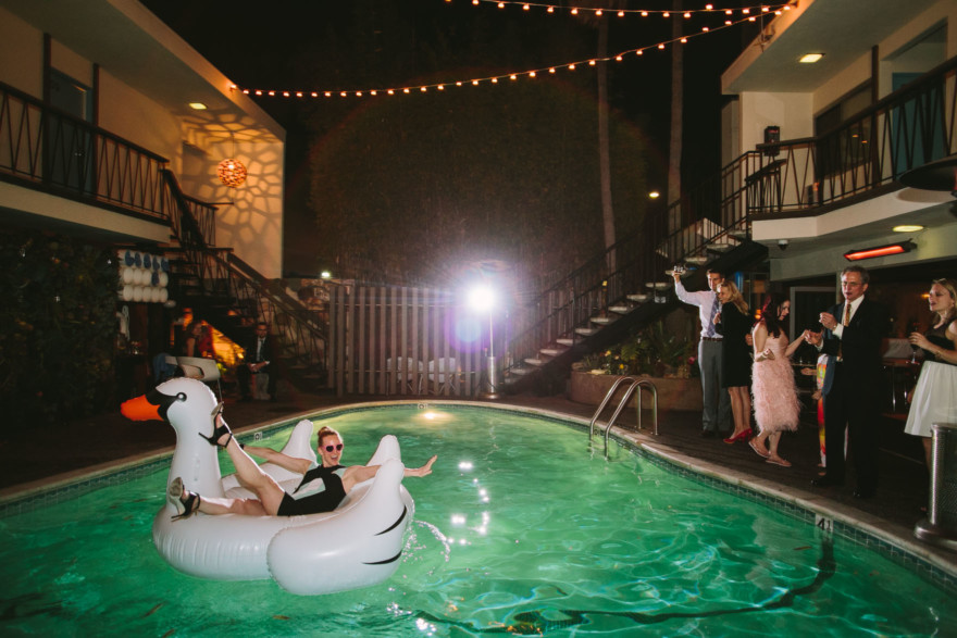Rockin’ Retro Pearl Hotel Wedding – Photo by Let's Frolic Together