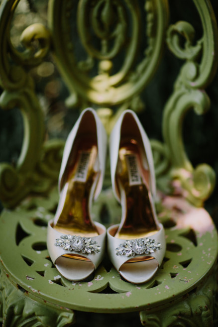 Glowing Gainey Vineyard Wedding – Photo by Let's Frolic Together