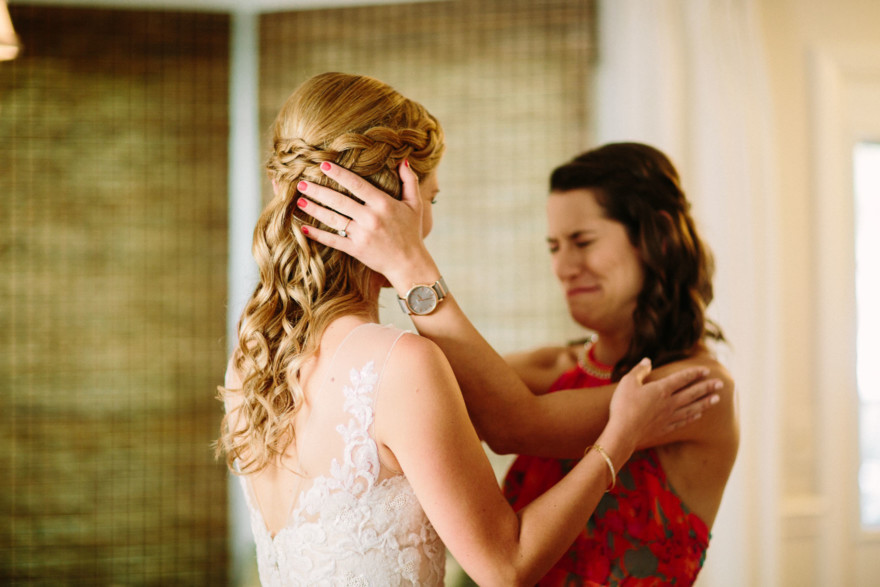 Glowing Gainey Vineyard Wedding – Photo by Let's Frolic Together