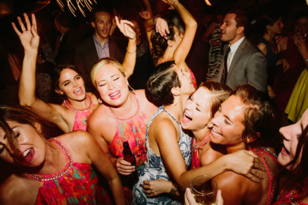 Glowing Gainey Vineyard Wedding – Photo by Let's Frolic Together