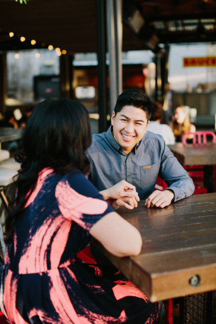 Sweet & Snuggly Urban Engagement – Photo by Let's Frolic Together