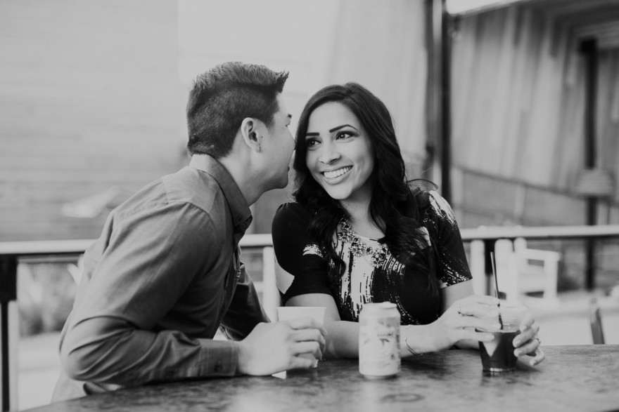 Sweet & Snuggly Urban Engagement – Photo by Let's Frolic Together