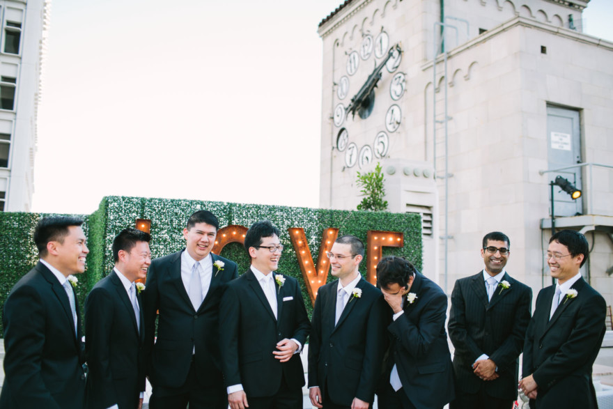 Love in 1940s LA at the Oviatt – Photo by Let's Frolic Together